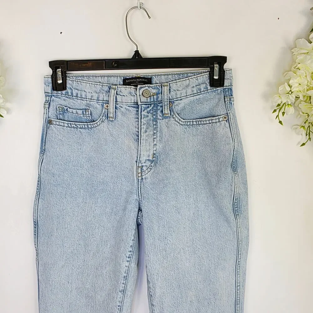 Banana Republic High Rise Straight Jeans 27/4 Petite Light Wash Momcore Denim